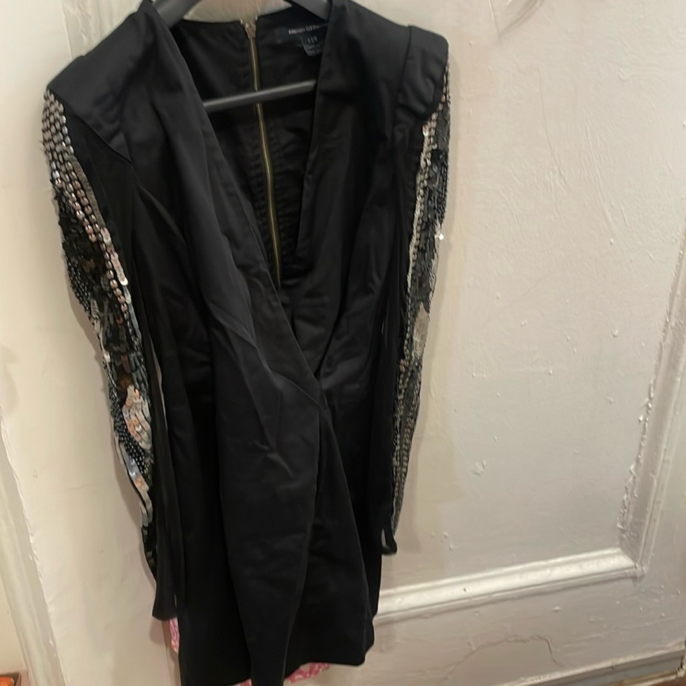 Knee length low V snake-like scales embroidered sheer sleeve dress EUC